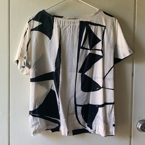 Black Crane Black & White Top